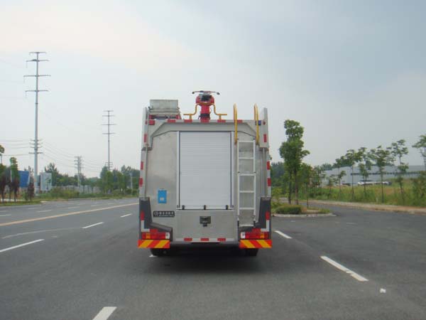 斯太尔后双桥水罐消防车